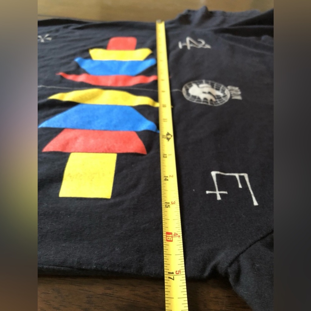 Bon Iver Band Berlin 22 A Million
RARE 21 Moon Water Lyrics Black T-Shirt Tee S - Picture 7 of 7
